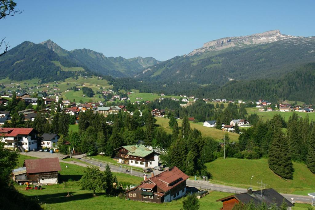 Gästehaus Schuler Riezlern Exterior foto