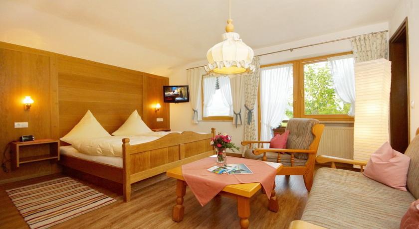 Gästehaus Schuler Riezlern Zimmer foto